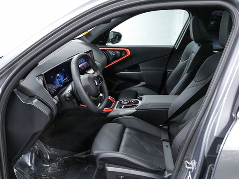 Used 2025 BMW X3 xDrive30i w/ Premium Package image 19