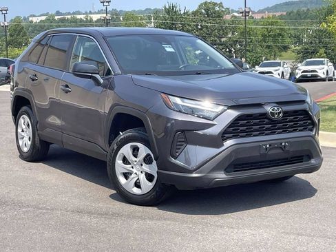 Used 2025 Toyota RAV4 LE AWD/4WD image 1