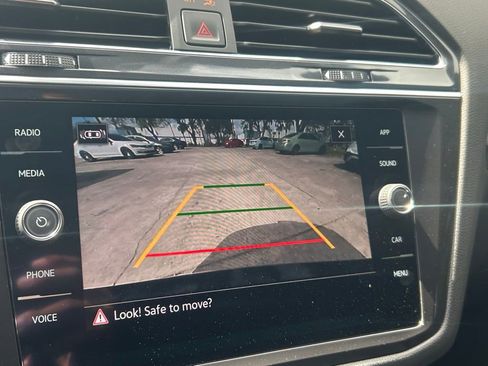 Certified 2022 Volkswagen Tiguan SE R-Line image 19