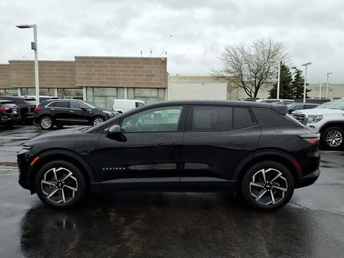 Used 2026 Chevrolet Equinox EV LT w/ Comfort Package FWD image 10
