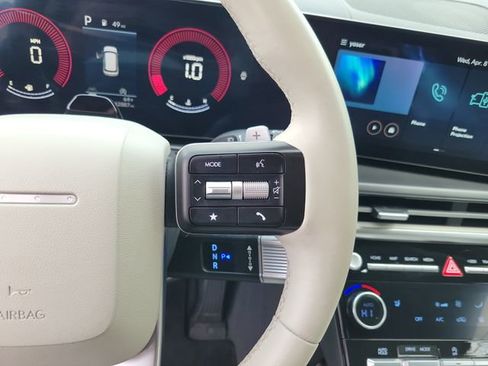 Used 2024 Hyundai Santa Fe SEL image 18