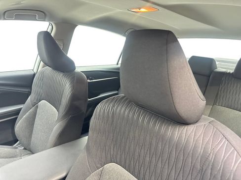 Used 2025 Toyota Camry LE FWD image 28