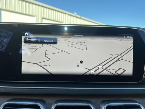 Used 2025 Mercedes-Benz GLS 450 4MATIC image 18