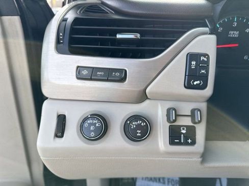 Used 2019 GMC Yukon XL Denali w/ Open Road Package image 27