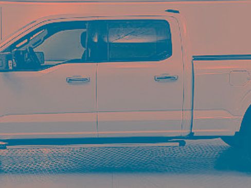 Certified 2023 Ford F150 XLT w/ Equipment Group 302A High image 5