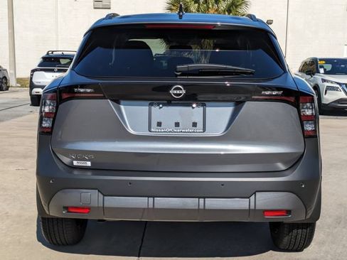 New 2026 Nissan Kicks SV w/ SV Premium Package FWD image 6