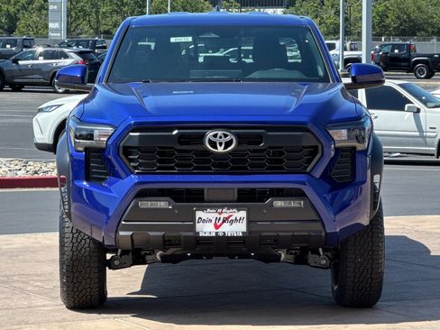 New 2025 Toyota Tacoma TRD Off-Road image 10