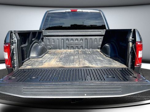 Used 2019 Ford F150 XLT w/ Equipment Group 301A Mid AWD/4WD image 7