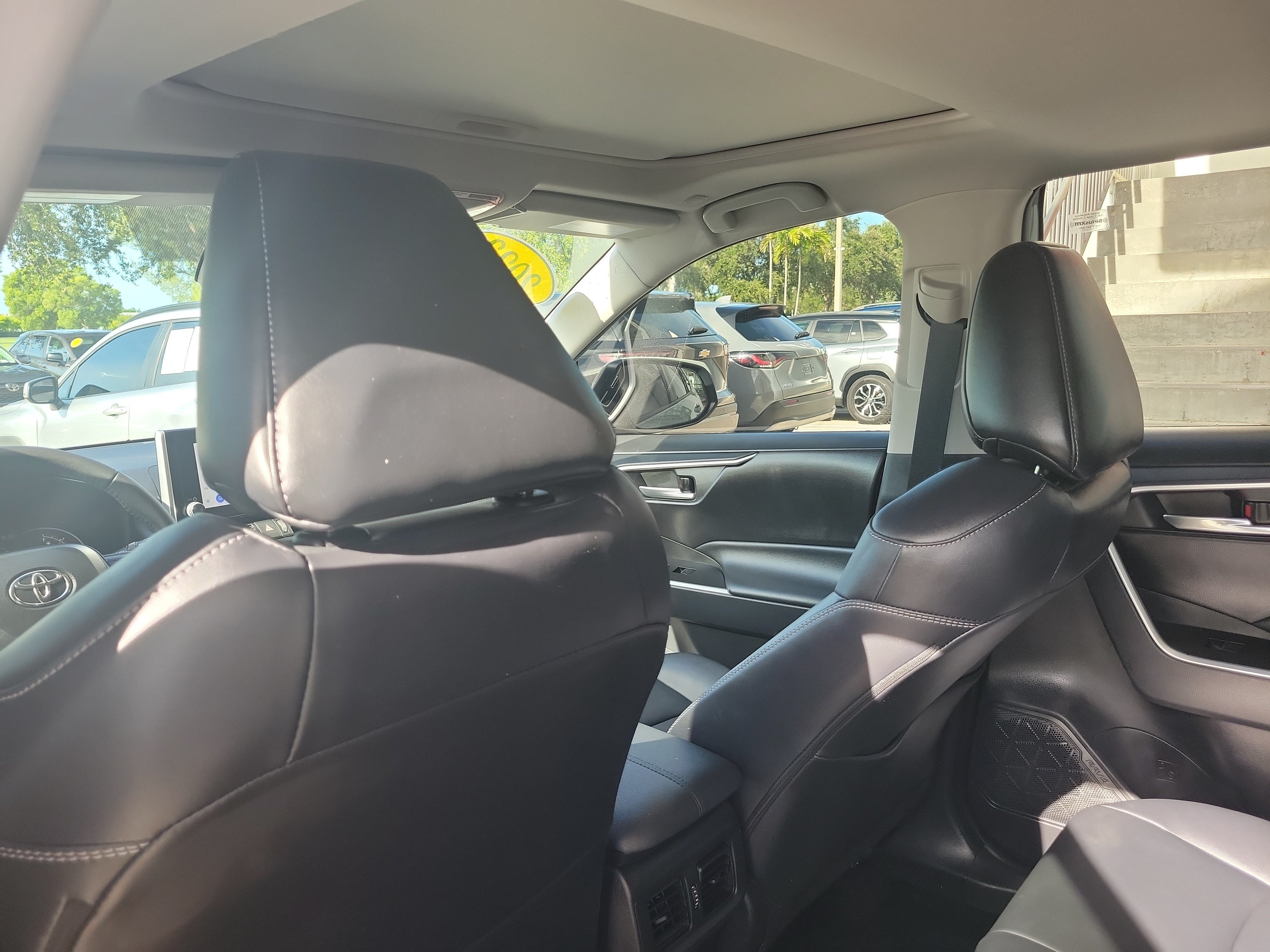 Used 2023 Toyota RAV4 XLE Premium FWD image 16