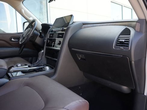 Used 2024 INFINITI QX80 Premium Select w/ Cargo Package AWD/4WD image 14
