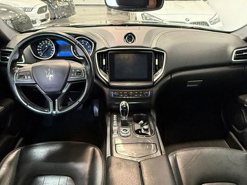 Used 2017 Maserati Ghibli S image 14
