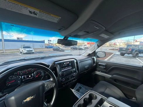 Used 2018 Chevrolet Silverado 1500 LT w/ All Star Edition AWD/4WD image 8