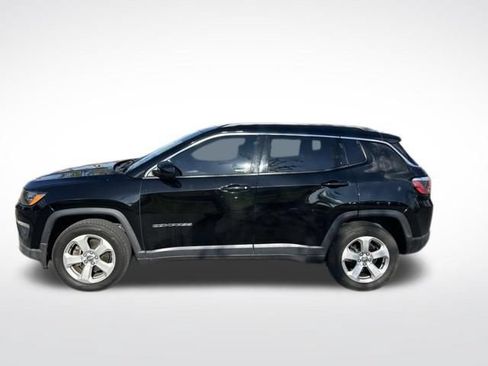 Used 2018 Jeep Compass Latitude w/ Popular Equipment Group AWD/4WD image 6
