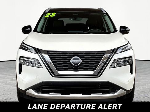 Used 2023 Nissan Rogue Platinum w/ Platinum Premium Package image 2