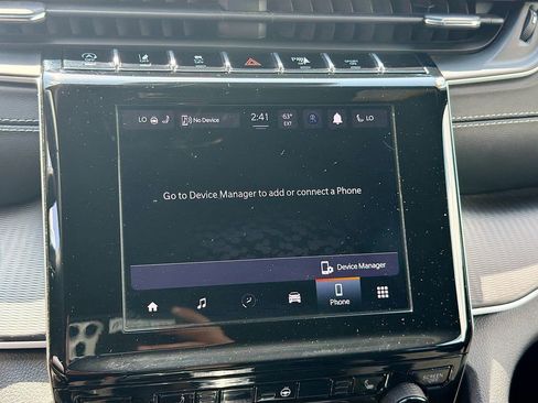 Used 2024 Jeep Grand Cherokee Altitude RWD image 28
