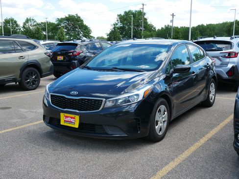 Used 2018 Kia Forte LX FWD image 3