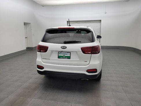 Used 2020 Kia Sorento LX FWD image 7