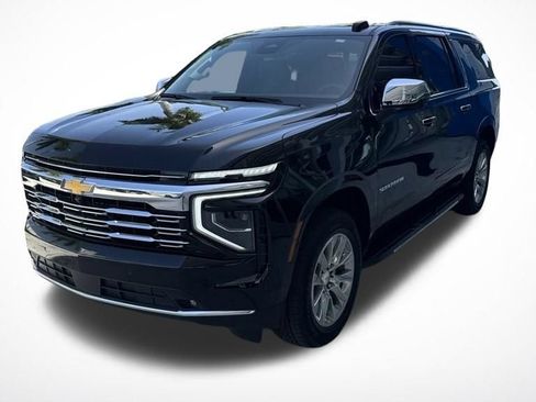 Used 2026 Chevrolet Suburban Premier RWD image 1
