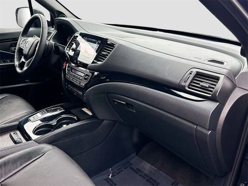 Used 2022 Honda Pilot Black Edition image 32