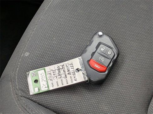 Certified 2021 Jeep Wrangler Unlimited Sahara image 22