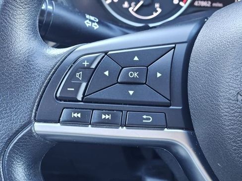 Certified 2024 Nissan Sentra SV FWD image 17