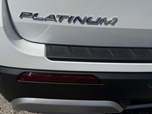 New 2026 Ford Explorer Platinum RWD image 11