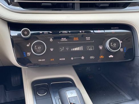 Used 2025 INFINITI QX60 Sensory w/ Vision Package AWD/4WD image 19