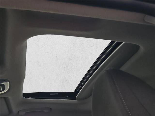 Used 2025 Hyundai Elantra SEL FWD image 16