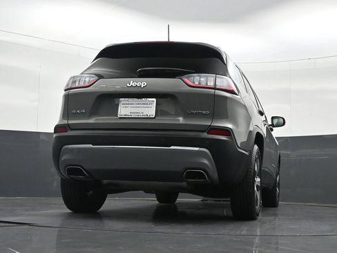Used 2021 Jeep Cherokee Limited AWD/4WD image 34