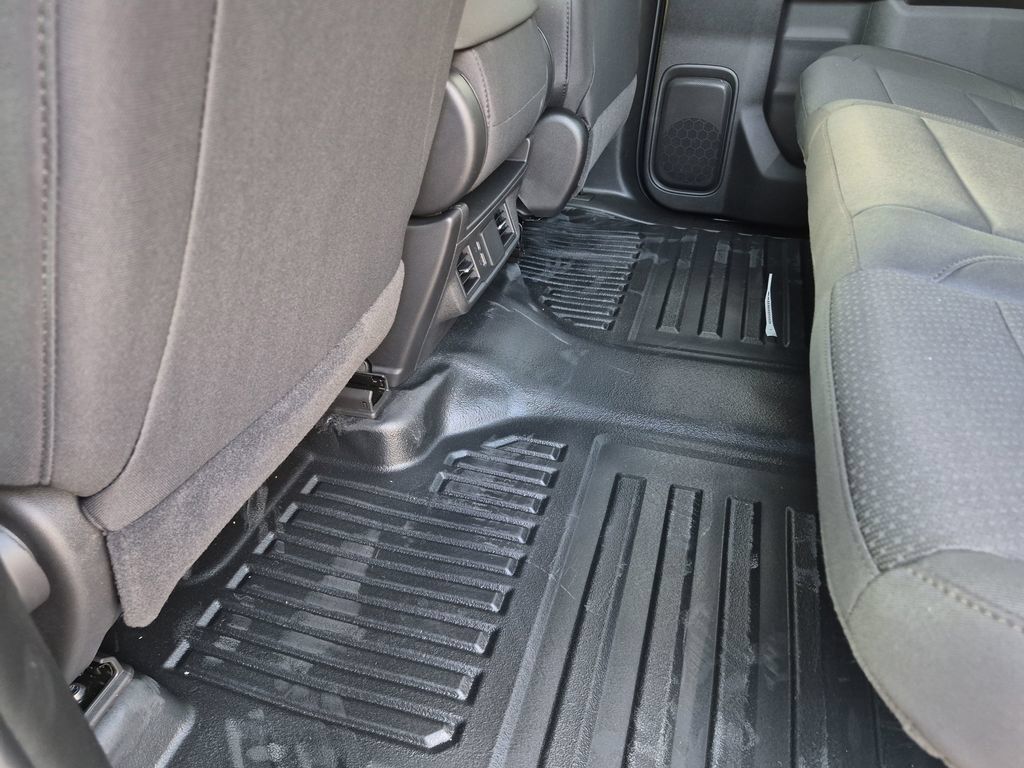 New 2026 GMC Sierra 2500 Pro w/ Convenience Package RWD image 37