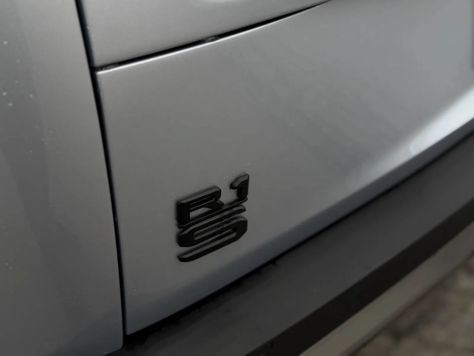 Used 2025 Rivian R1S Adventure Dual AWD/4WD image 49