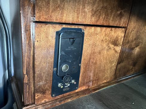 Used 2012 Chevrolet Express 1500 image 50