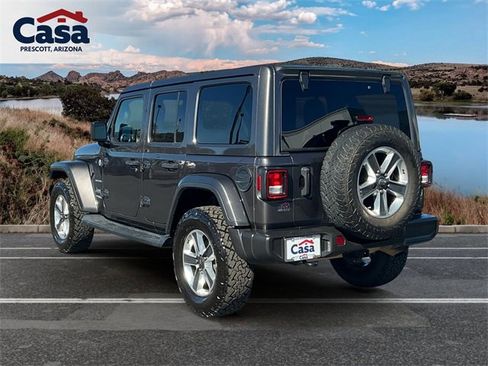 Used 2021 Jeep Wrangler Unlimited Sahara w/ Uconnect 4C Nav & Sound Group image 4