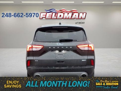 Used 2020 Ford Escape SE image 4
