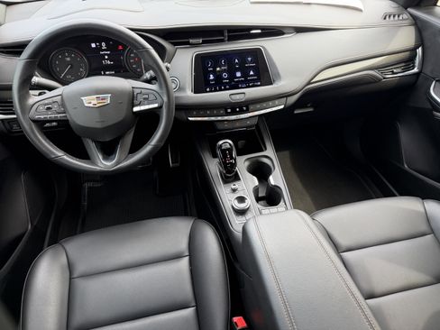 Certified 2023 Cadillac XT4 Sport w/ LPO, Onyx Lite Package image 13