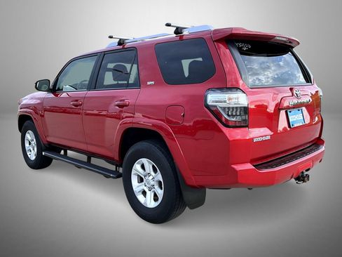 Used 2017 Toyota 4Runner SR5 AWD/4WD image 7
