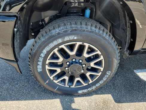 New 2025 RAM 2500 Limited image 27