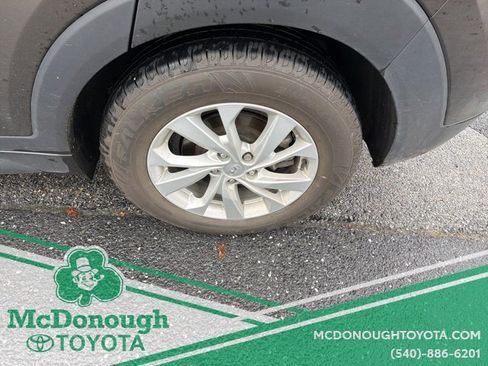 Used 2019 Hyundai Tucson SE image 11