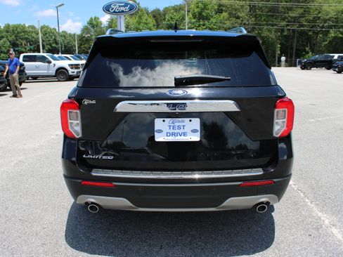 Used 2021 Ford Explorer Limited w/ Equipment Group 301A RWD image 7
