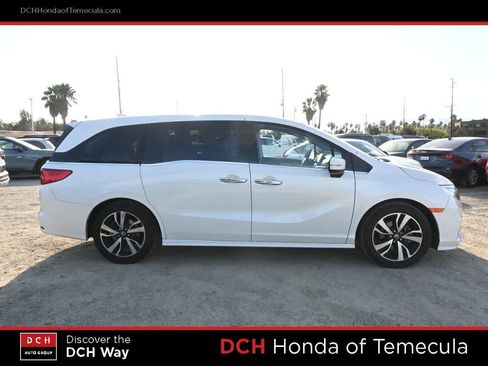 Used 2018 Honda Odyssey Elite image 5