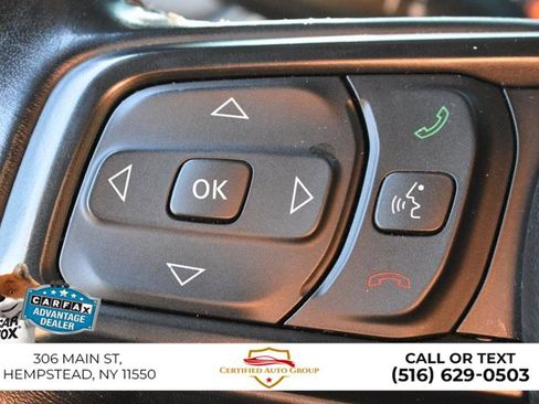 Used 2022 Jeep Gladiator Willys image 16