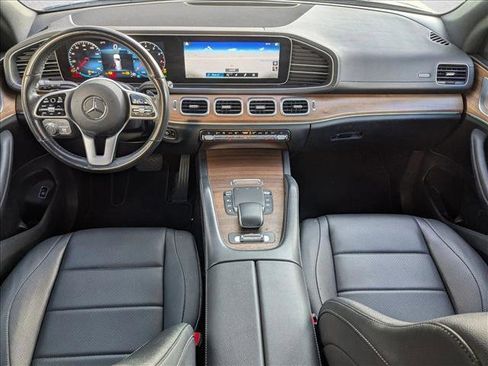 Used 2021 Mercedes-Benz GLS 450 4MATIC image 18