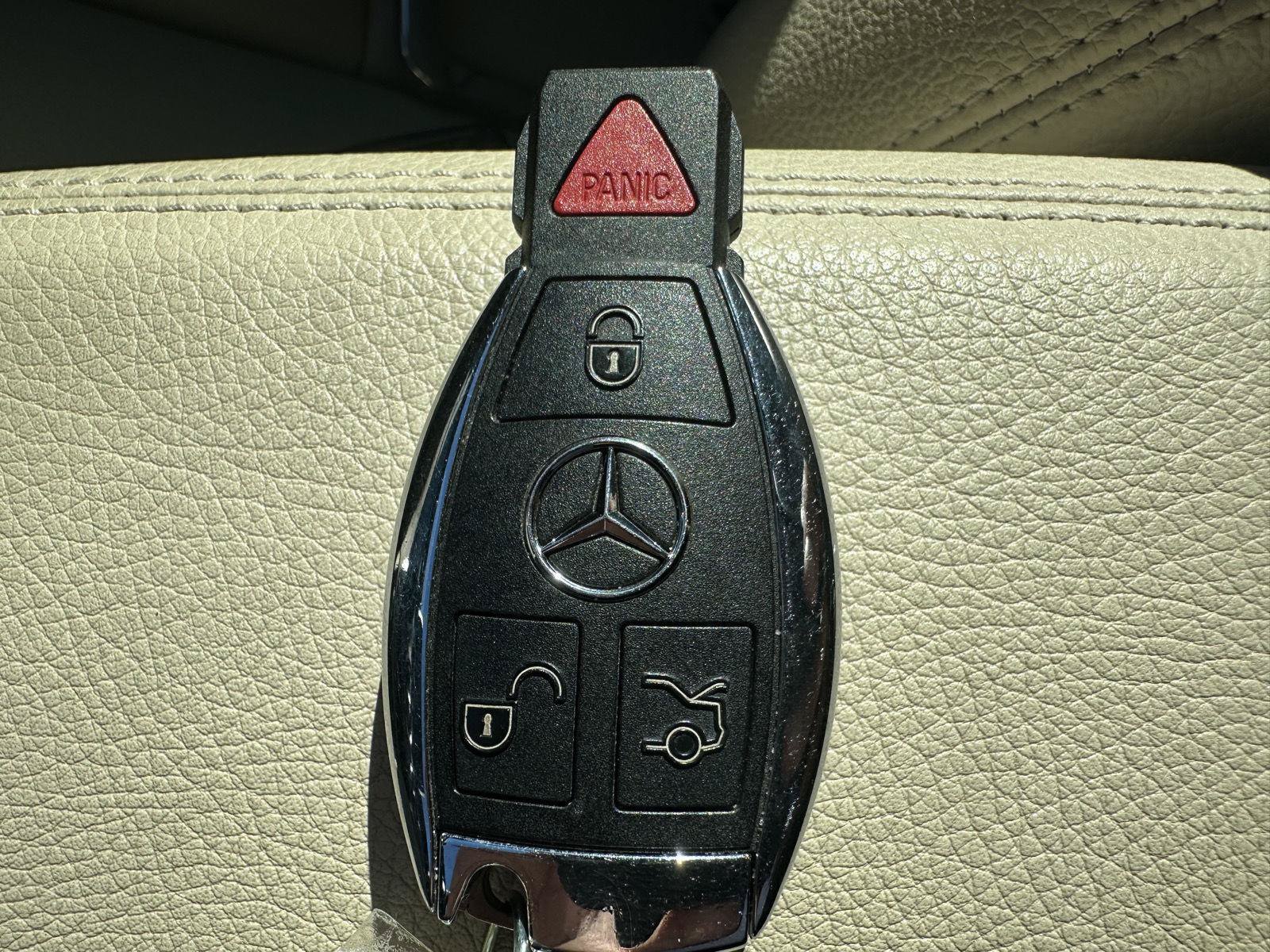 Used 2016 Mercedes-Benz GLA 250 4MATIC image 14