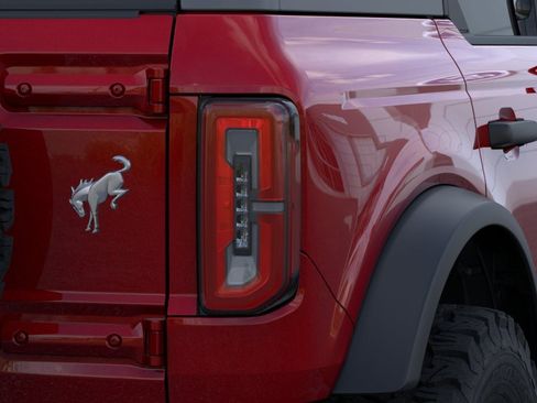 New 2025 Ford Bronco Badlands image 23