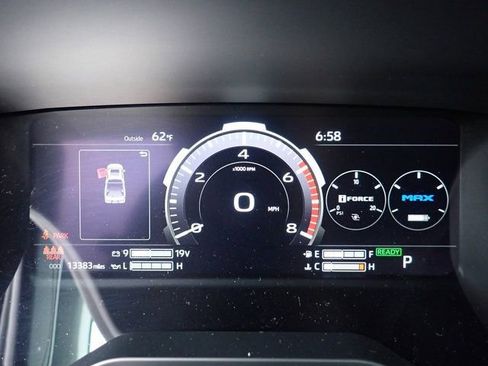 Used 2024 Toyota Tundra Platinum w/ TRD Off-Road Package image 15