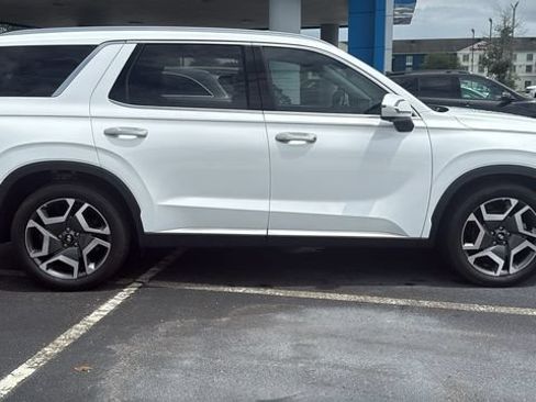 Used 2023 Hyundai Palisade Limited FWD image 8