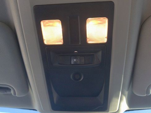 Used 2015 RAM 1500 Outdoorsman image 26