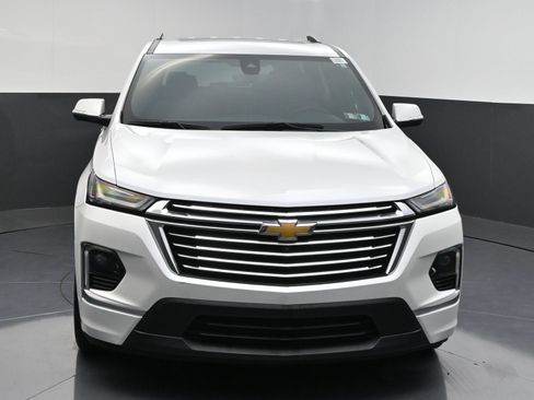 Used 2023 Chevrolet Traverse Premier AWD/4WD image 2