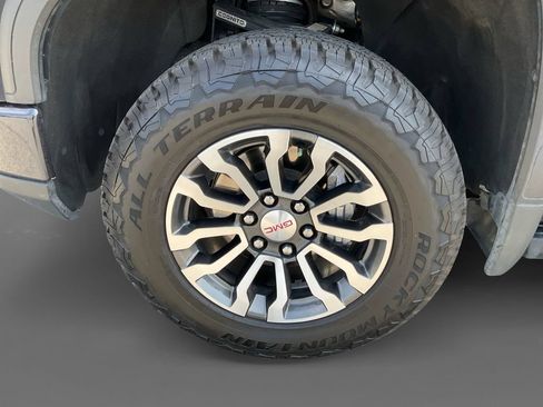 Used 2024 GMC Sierra 1500 Denali Ultimate AWD/4WD image 13