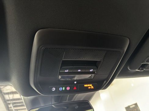 New 2025 Chevrolet Blazer EV LT image 24